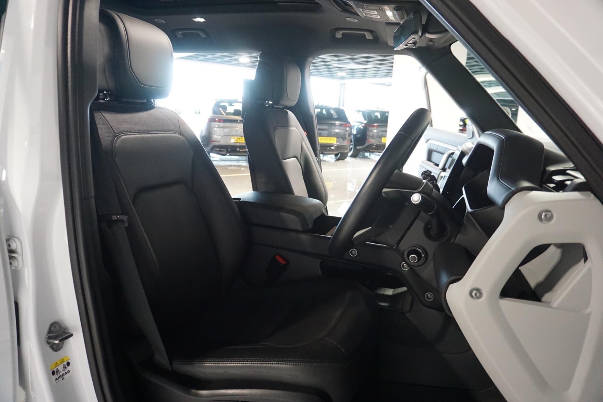 Land Rover Defender 110 2.0 P400e 15.4kWh X-Dynamic HSE SUV 5dr Petrol Plug-in Hybrid Auto 4WD Euro 6 (s/s) (404 ps)